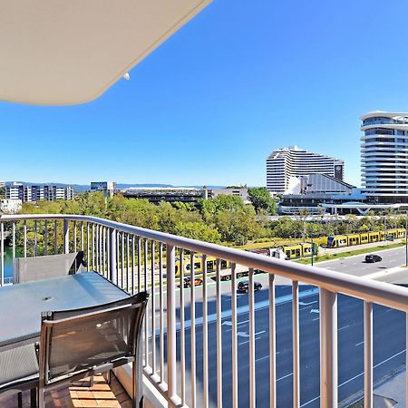 Broadbeach Travel Inn Apartments Гоулд Коуст Екстериор снимка