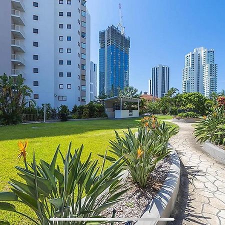 Broadbeach Travel Inn Apartments Гоулд Коуст Екстериор снимка