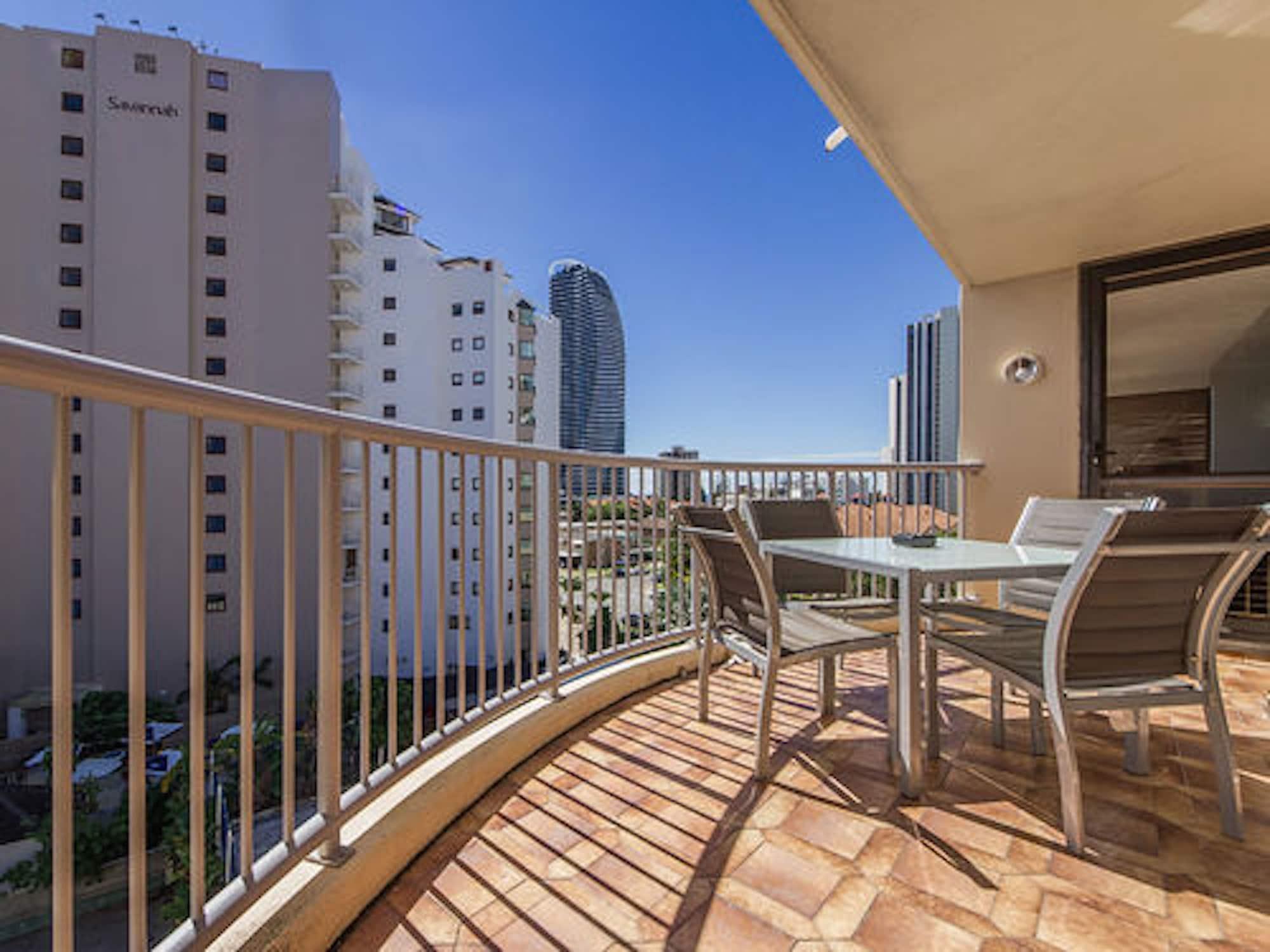 Broadbeach Travel Inn Apartments Гоулд Коуст Екстериор снимка