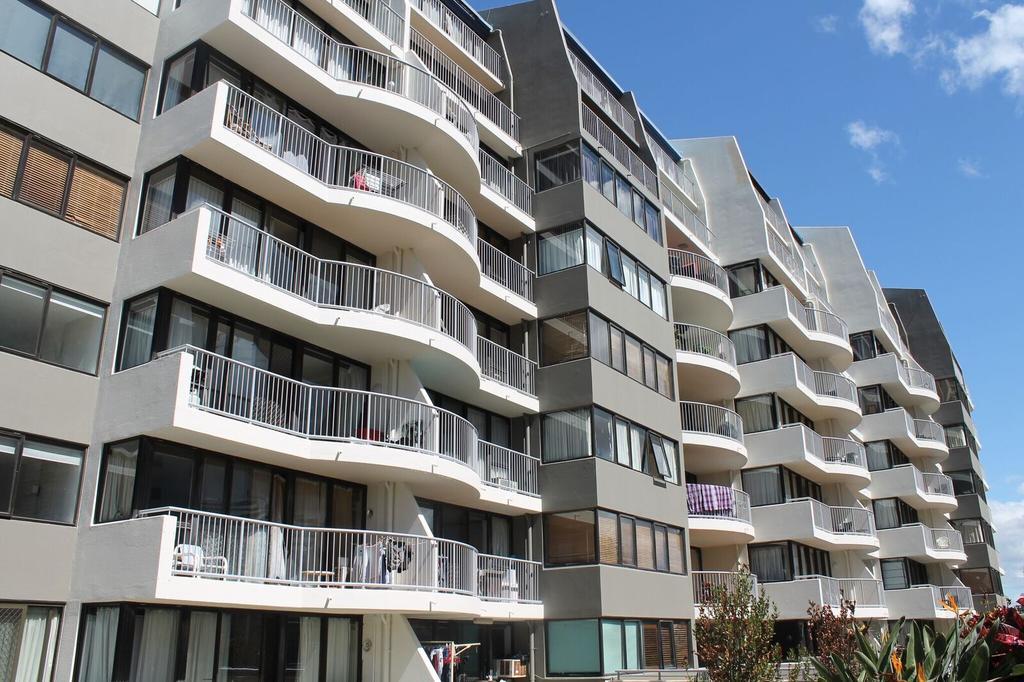 Broadbeach Travel Inn Apartments Гоулд Коуст Екстериор снимка