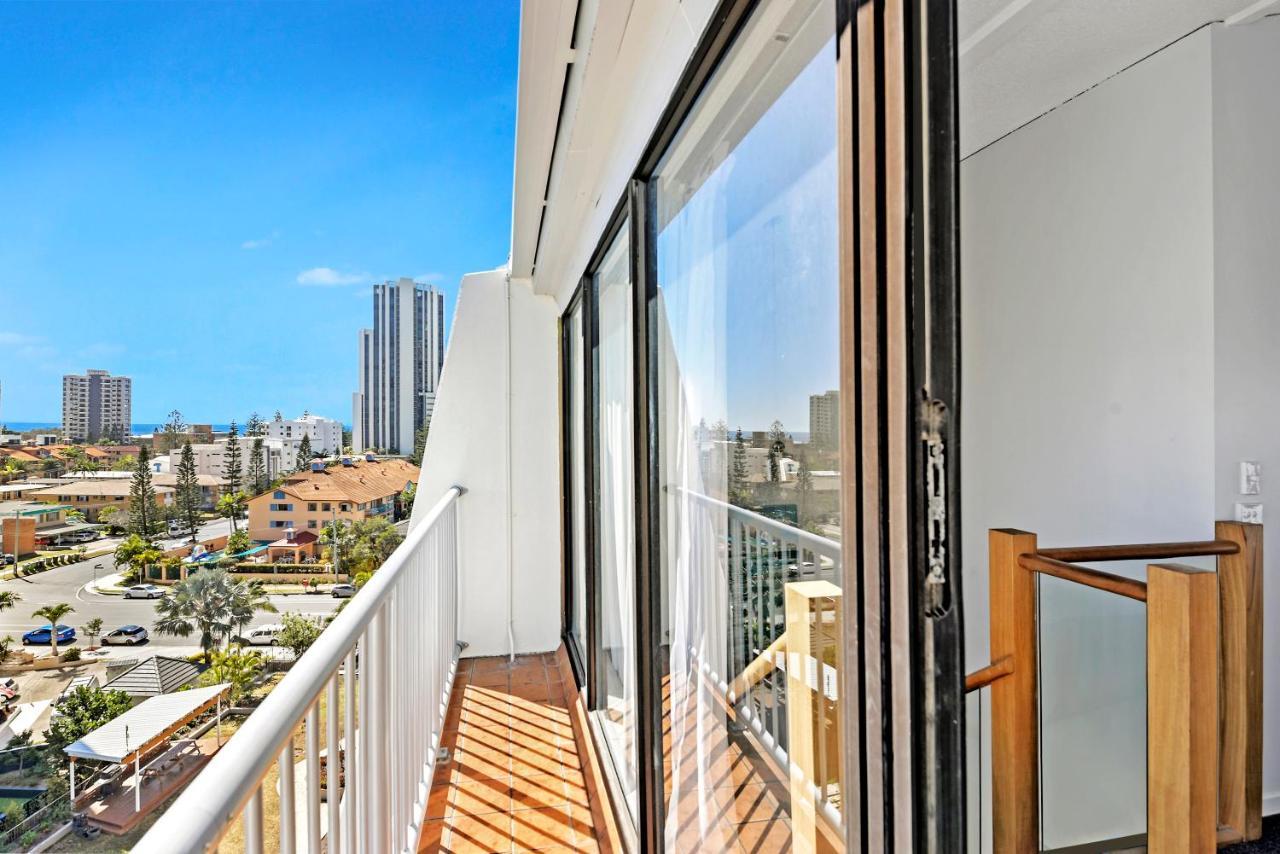 Broadbeach Travel Inn Apartments Гоулд Коуст Екстериор снимка
